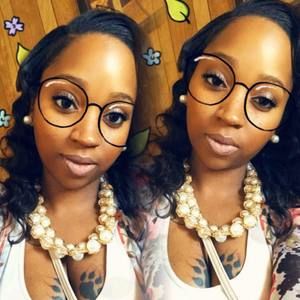 Meet your Posher, Ashlyn